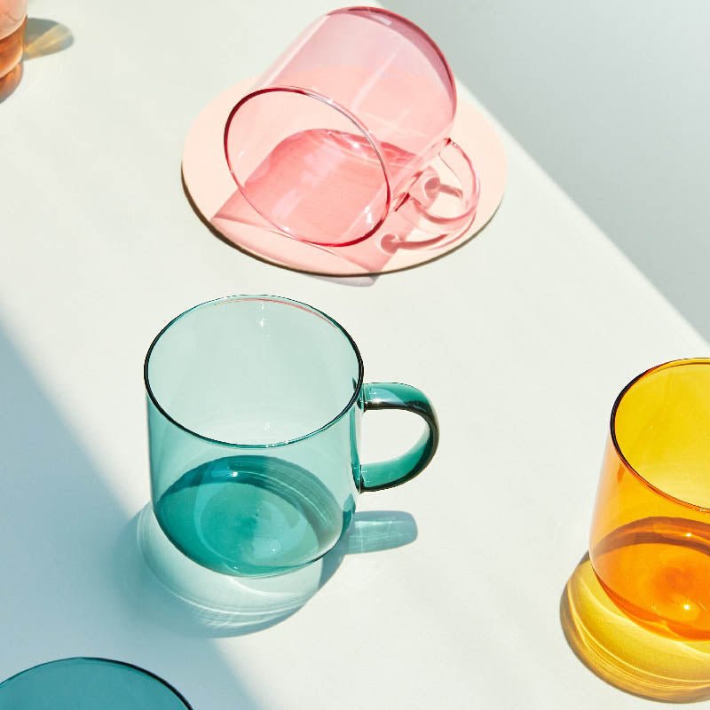 Hitzebeständige Kaffeetasse aus farbigem Glas