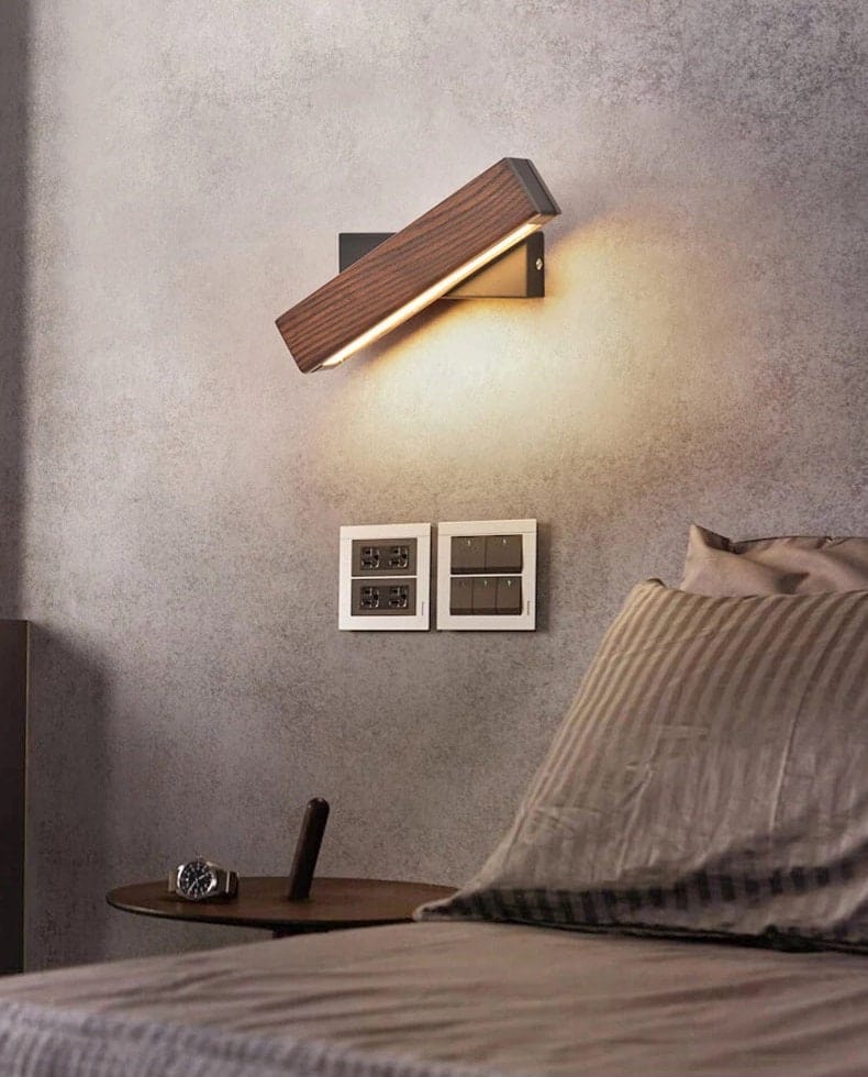 Lampe murale LED de chevet rotative en bois de frêne nordique