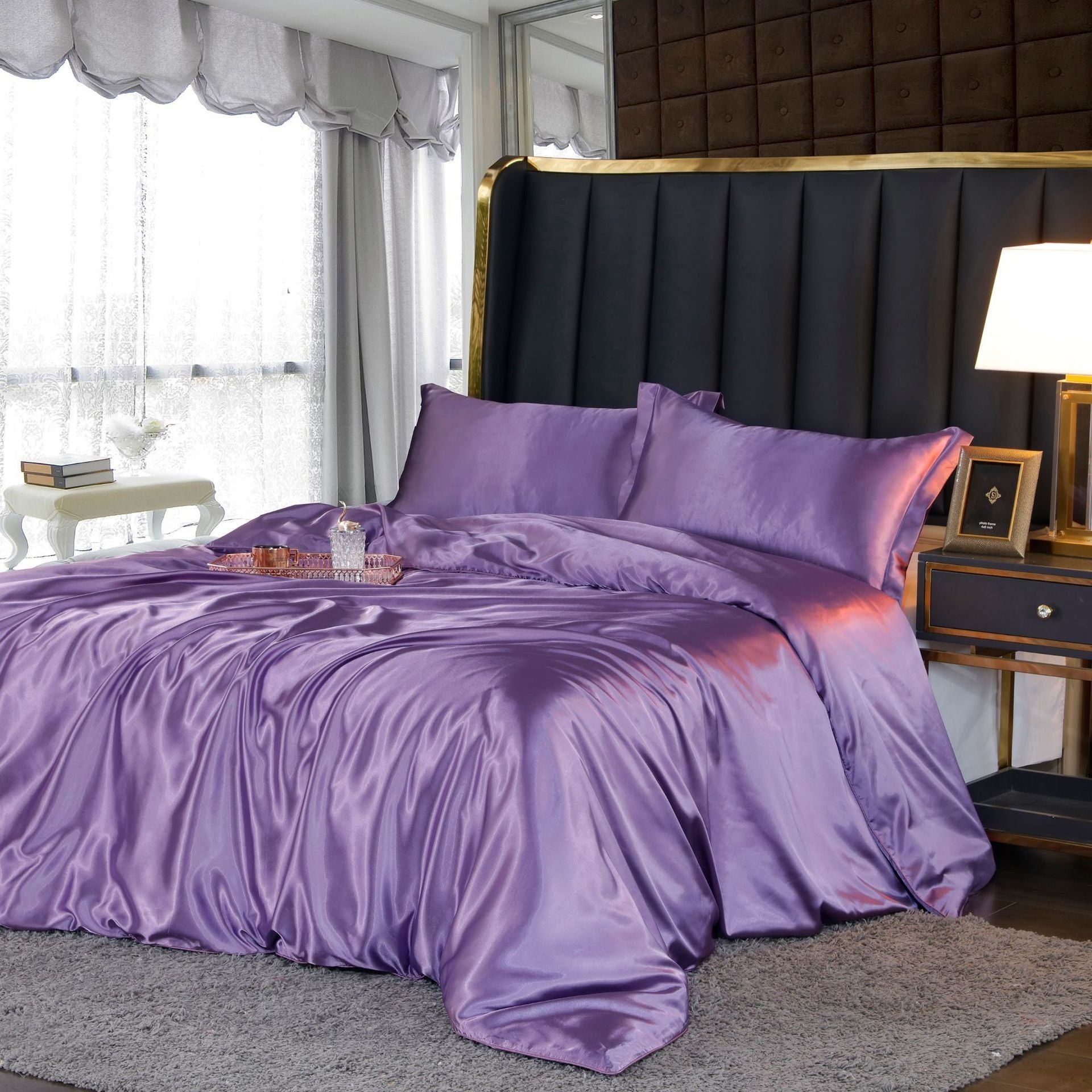 Luxury Silk Bedding Set - 4 Pieces (1 Flat Sheet + 1 Duvet Cover + 2 Pillowcases)