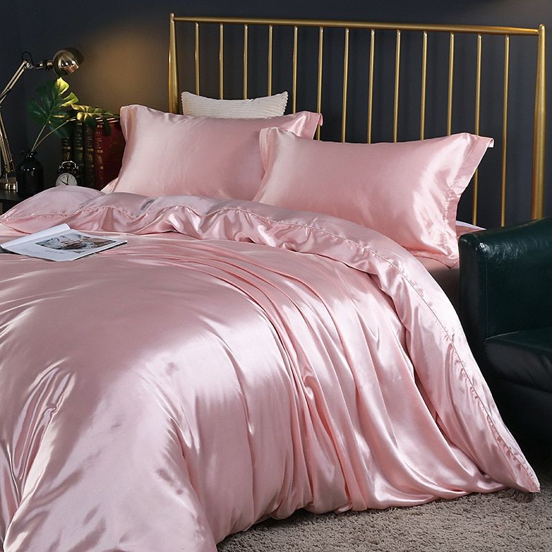 Parure de Lit Luxe en Soie - 4 Pièces (1 Drap Plat + 1 Housse de Couette + 2 Taies d'Oreiller)