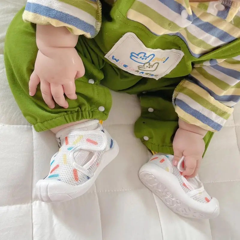 Puddle Play Pals™ - Lightweight and non-slip - Sandals for children
