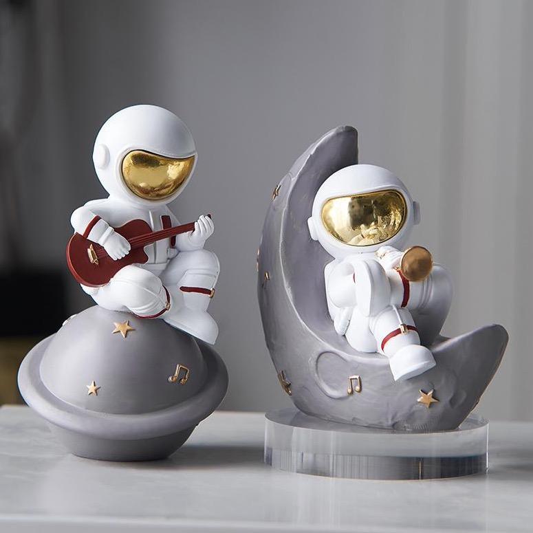 Decorazione/scultura astronauta Jaina