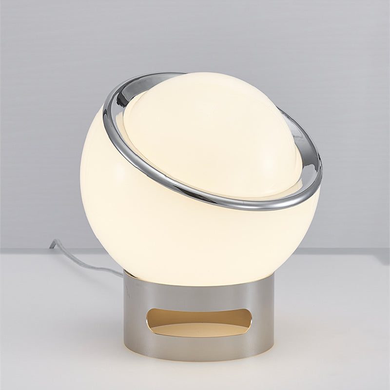 Fransk Opal Bauhaus bordlampe