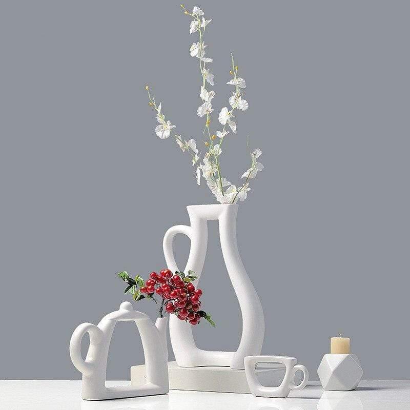 Lola Vases