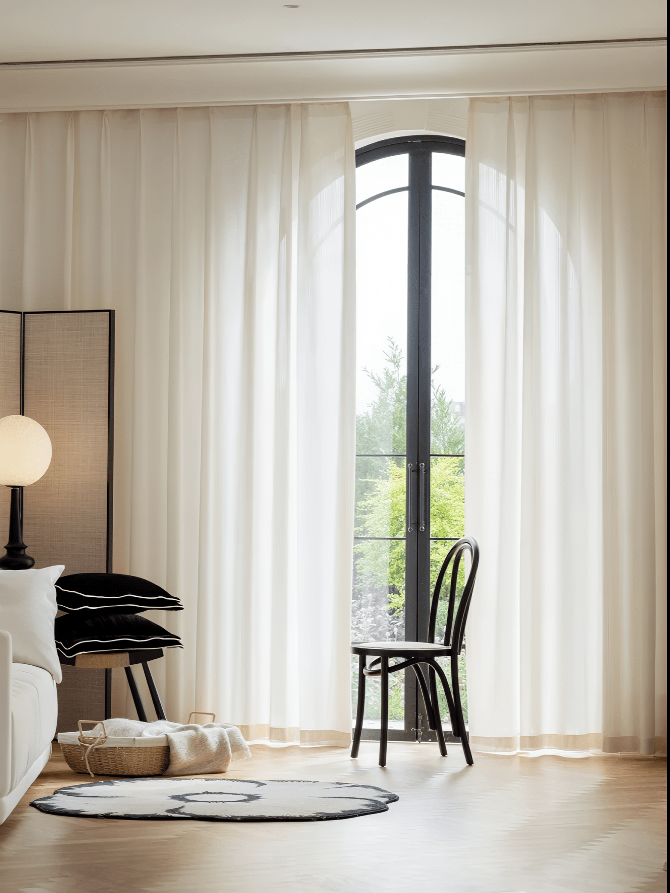 LUEUR FRANÇAISE SOFT VEIL | MINIMALISTIC CURTAIN