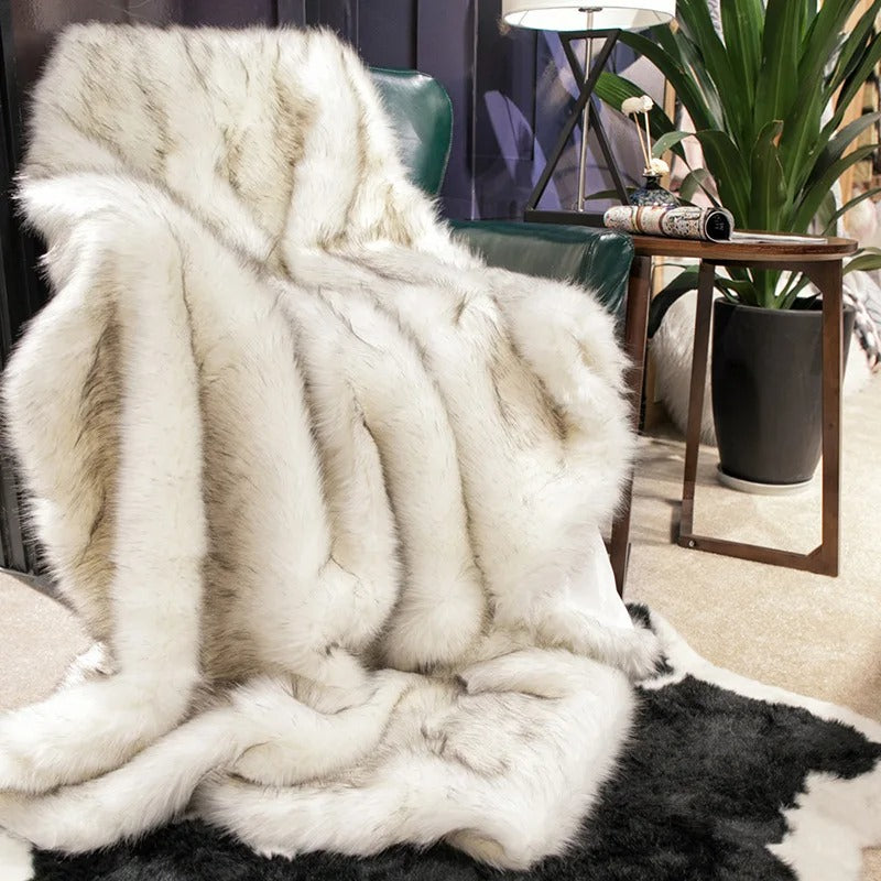 Luxurious Faux Fur Blanket – Ultimate Comfort and Style for Your Home