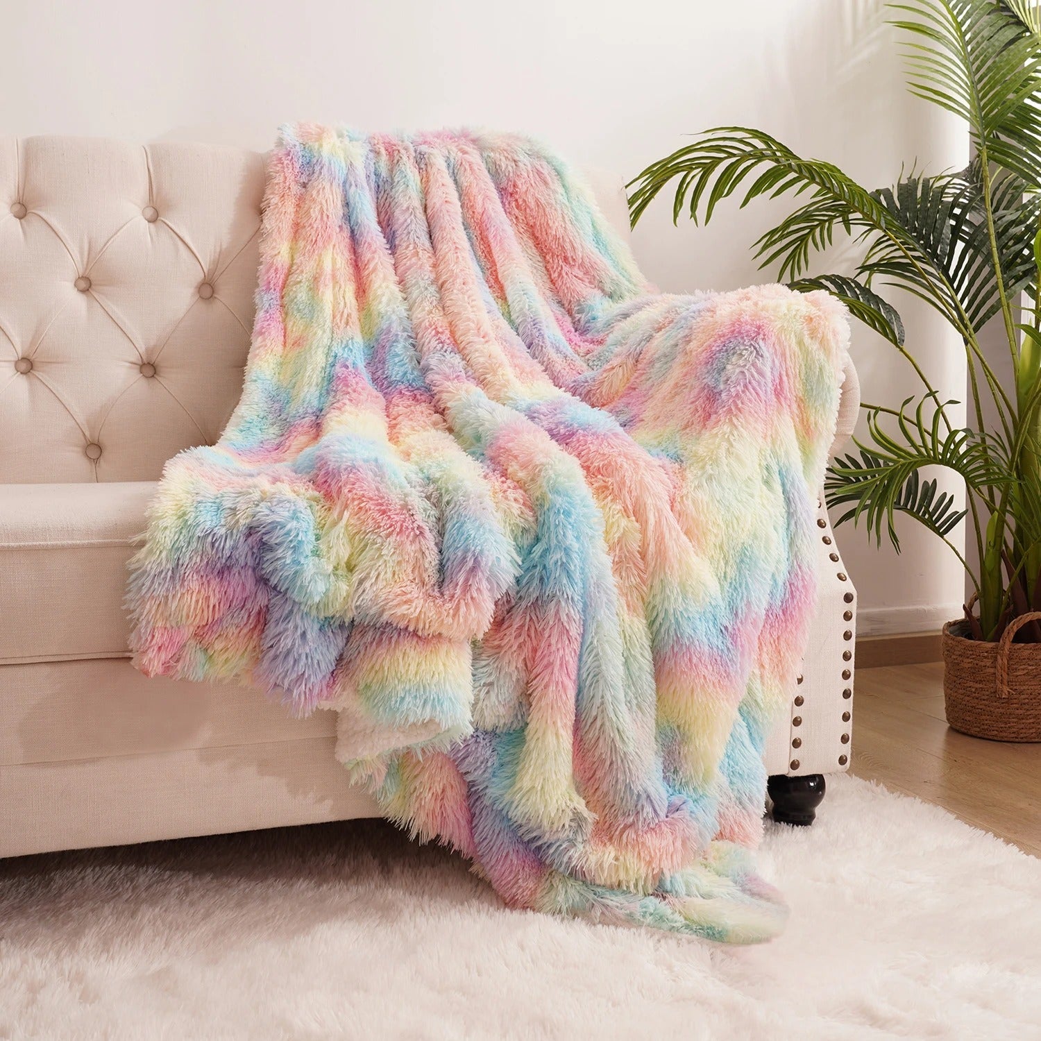 Rainbow Fluffy Plush Blanket - Colorful Comfort for All Ages!