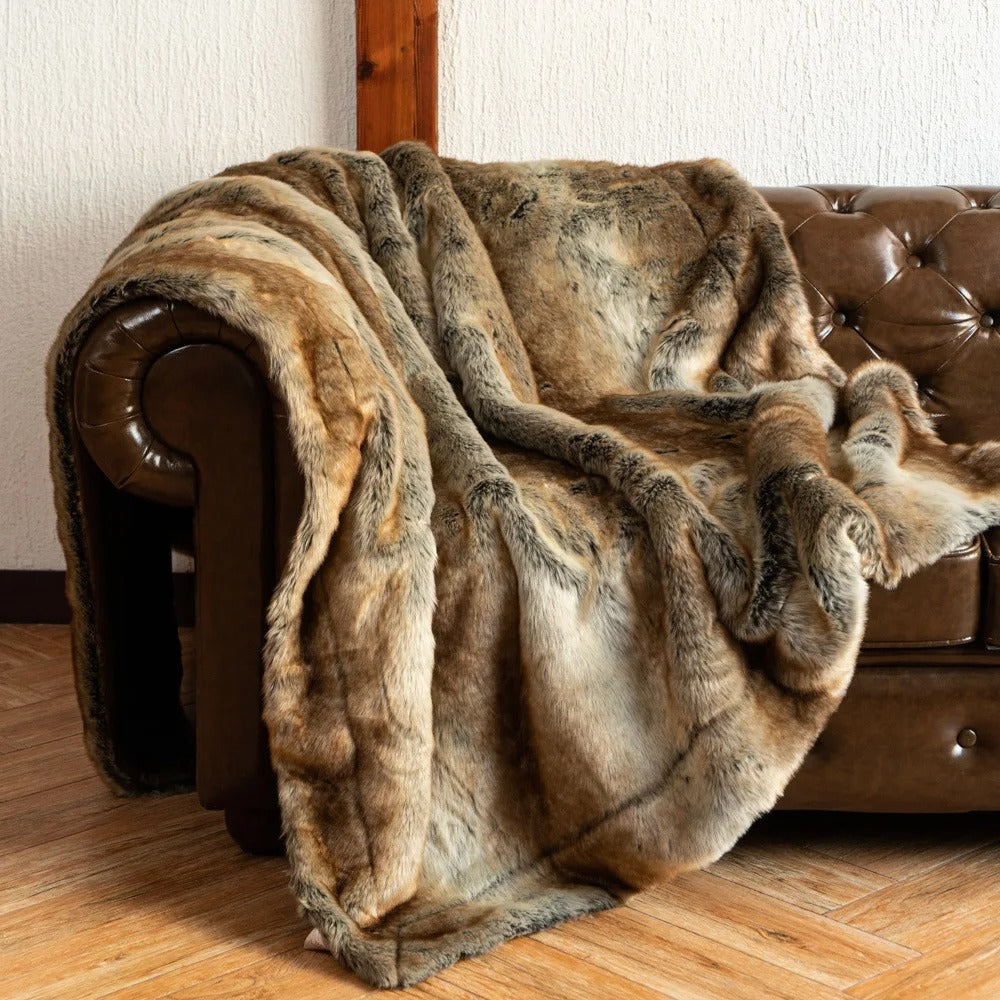 Luxurious Faux Fur Blanket – Ultimate Comfort and Style for Your Home