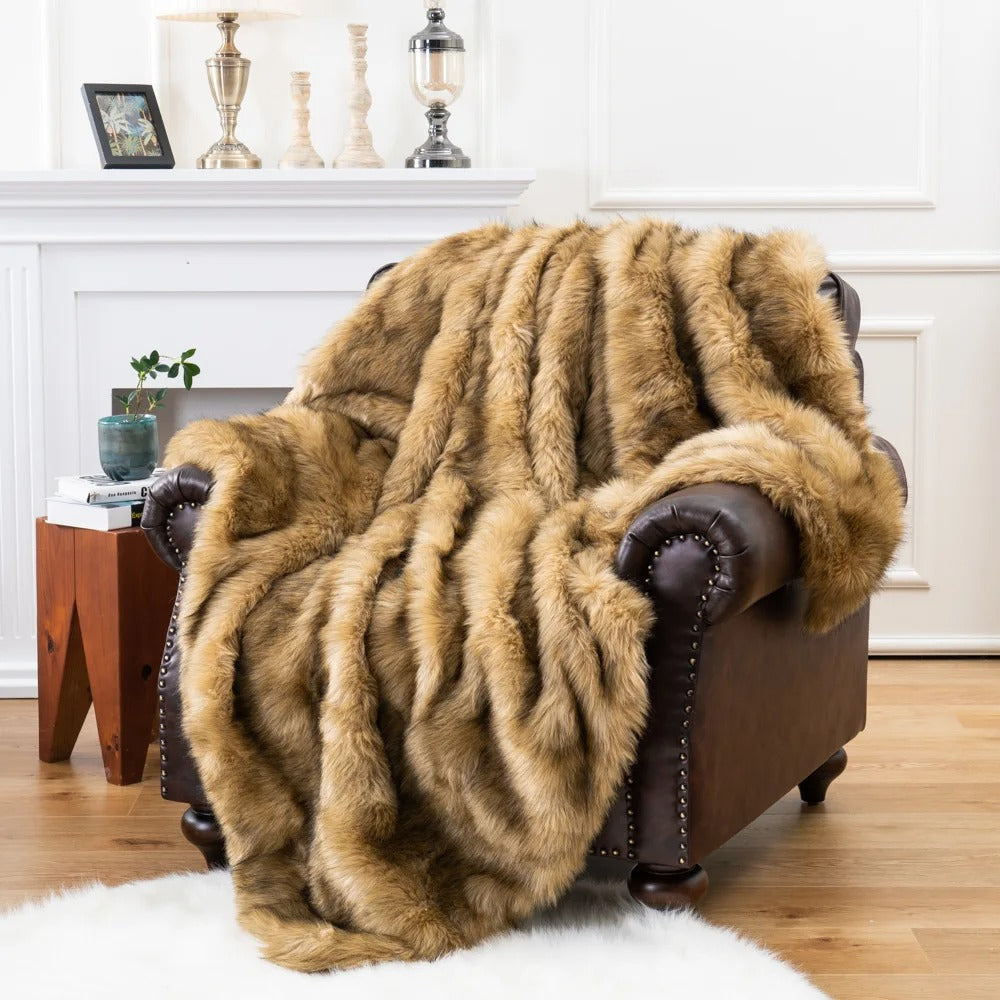 Luxurious Faux Fur Blanket – Ultimate Comfort and Style for Your Home