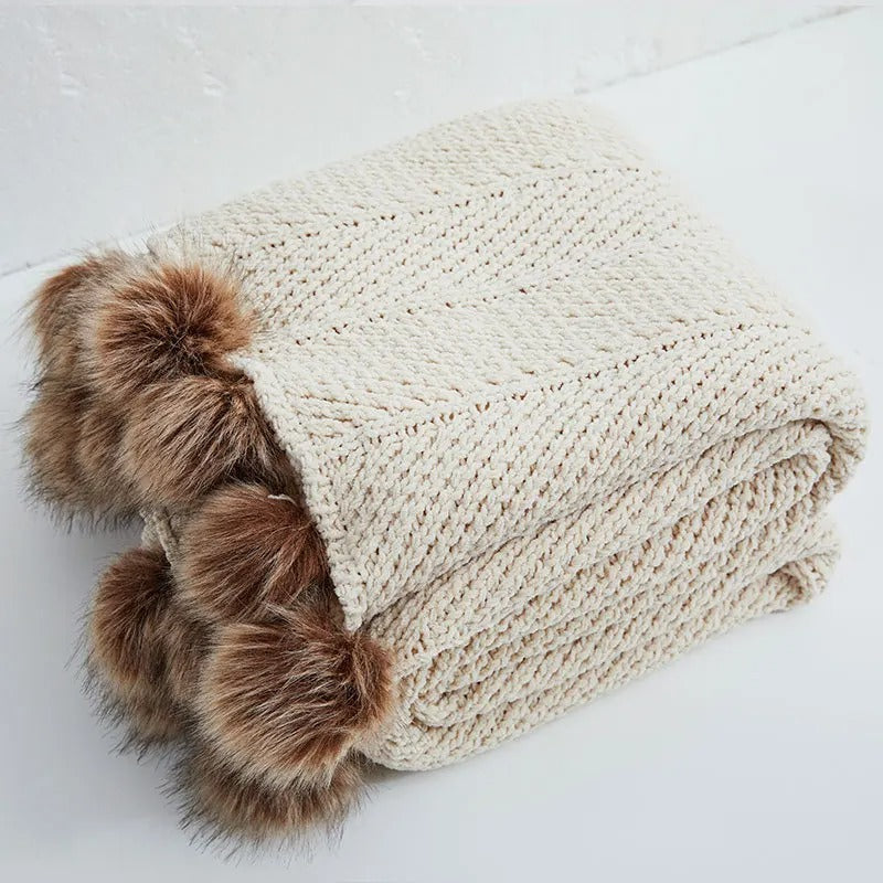 Chunky Knit Chenille Blanket with Cute Pom Poms