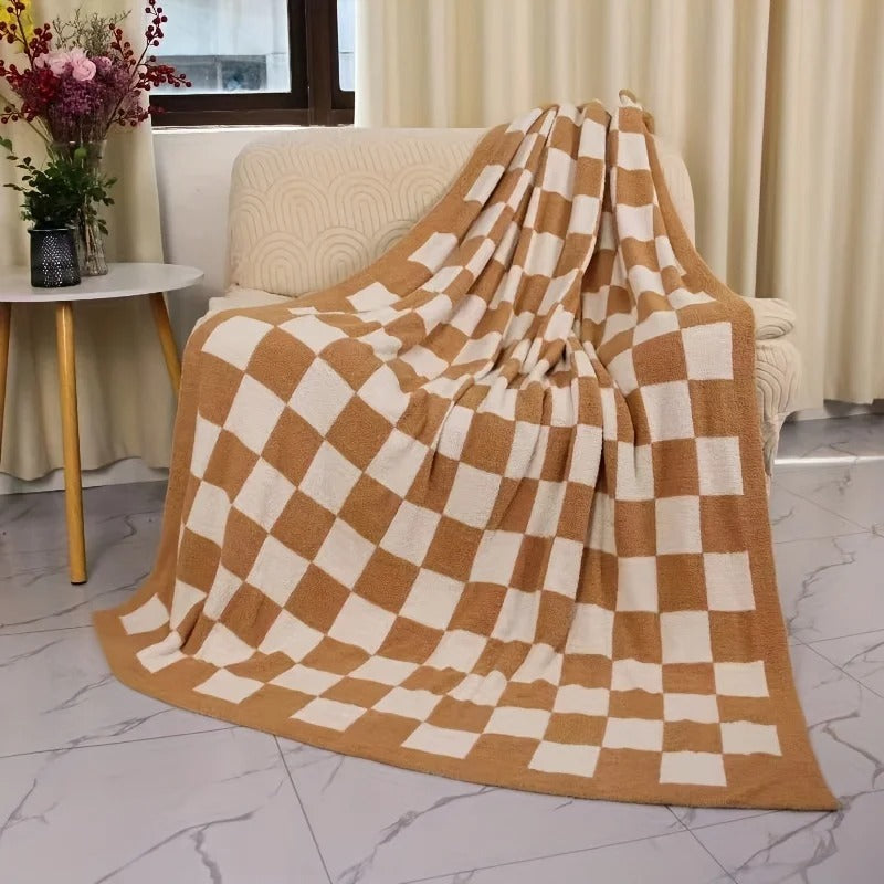 Plaid Throw Blanket – Ultra Smooth & Cozy for Any Occasion