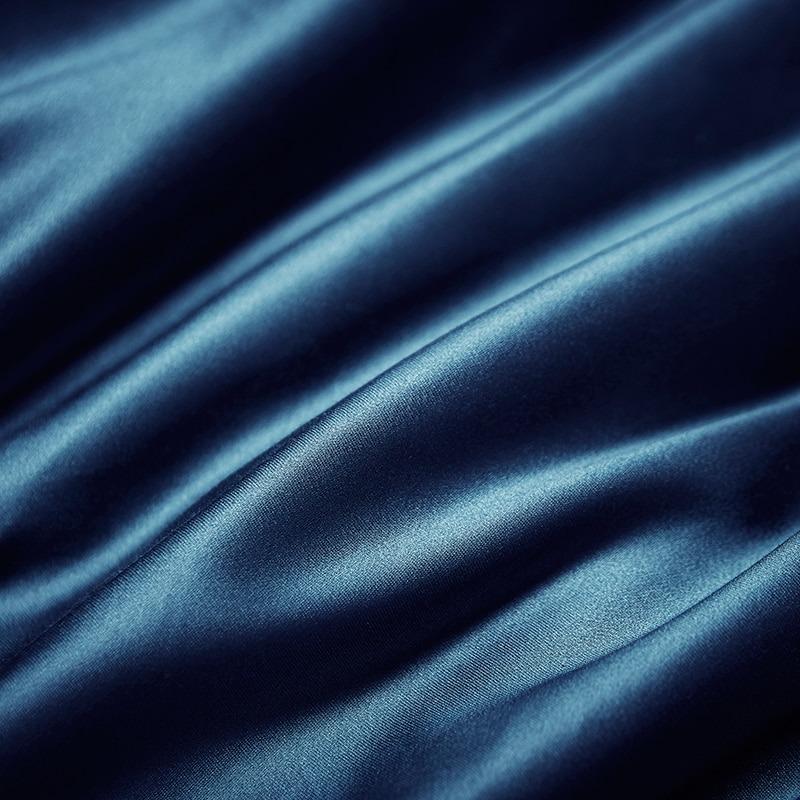 Parure de lit en jacquard doré bleu nuit