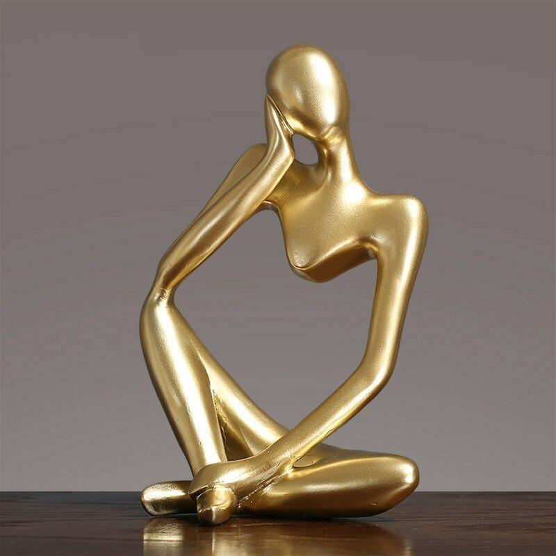 Sculpture en figurine de penseur abstrait