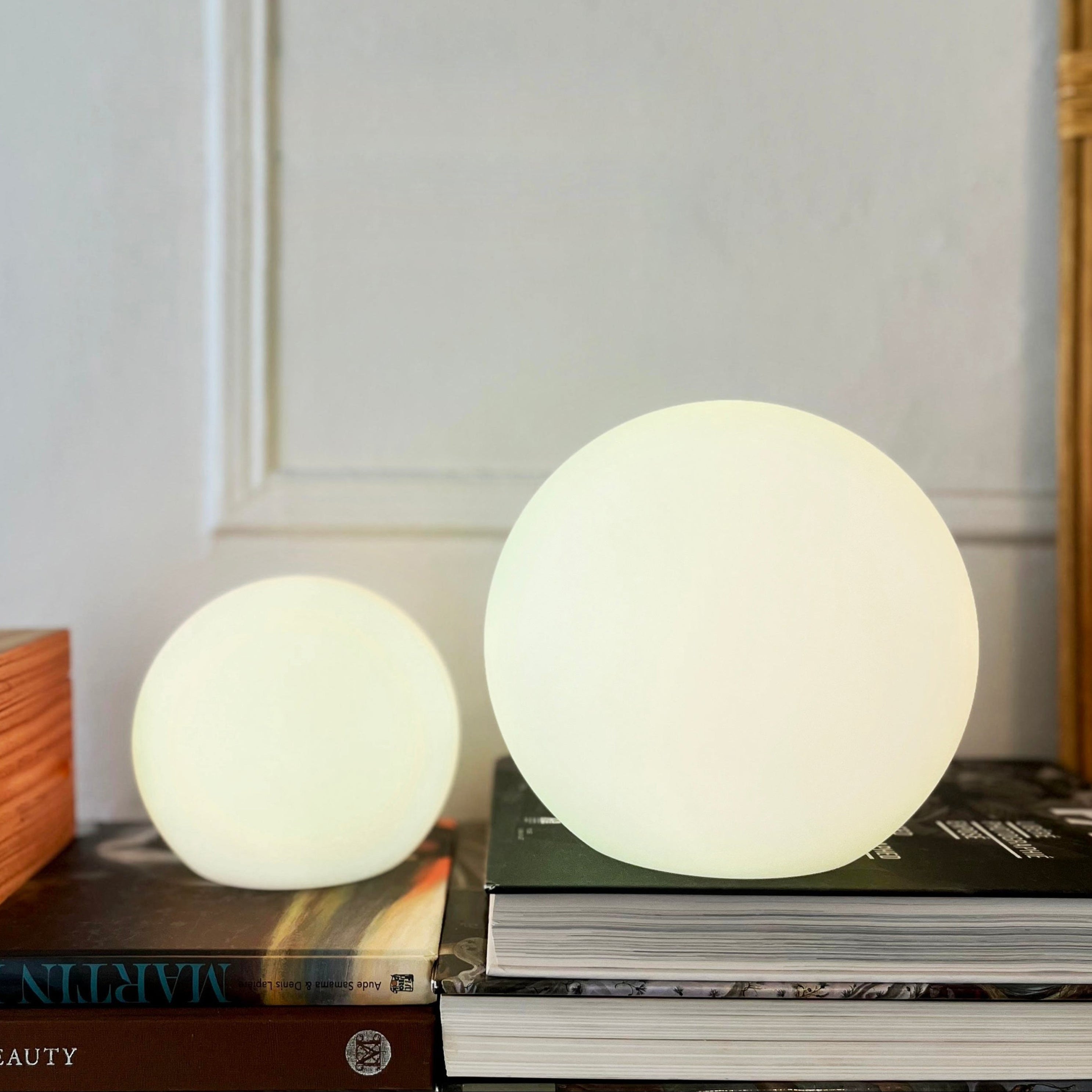 Lampada da tavolo LED Moon Cordless con batterie ricaricabili - Vendita finale