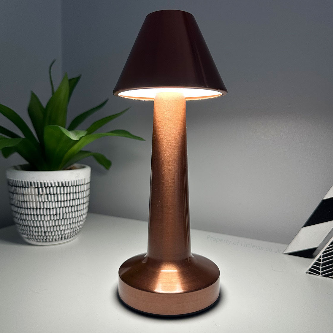 Ambient Oblique Modern Trådlampe