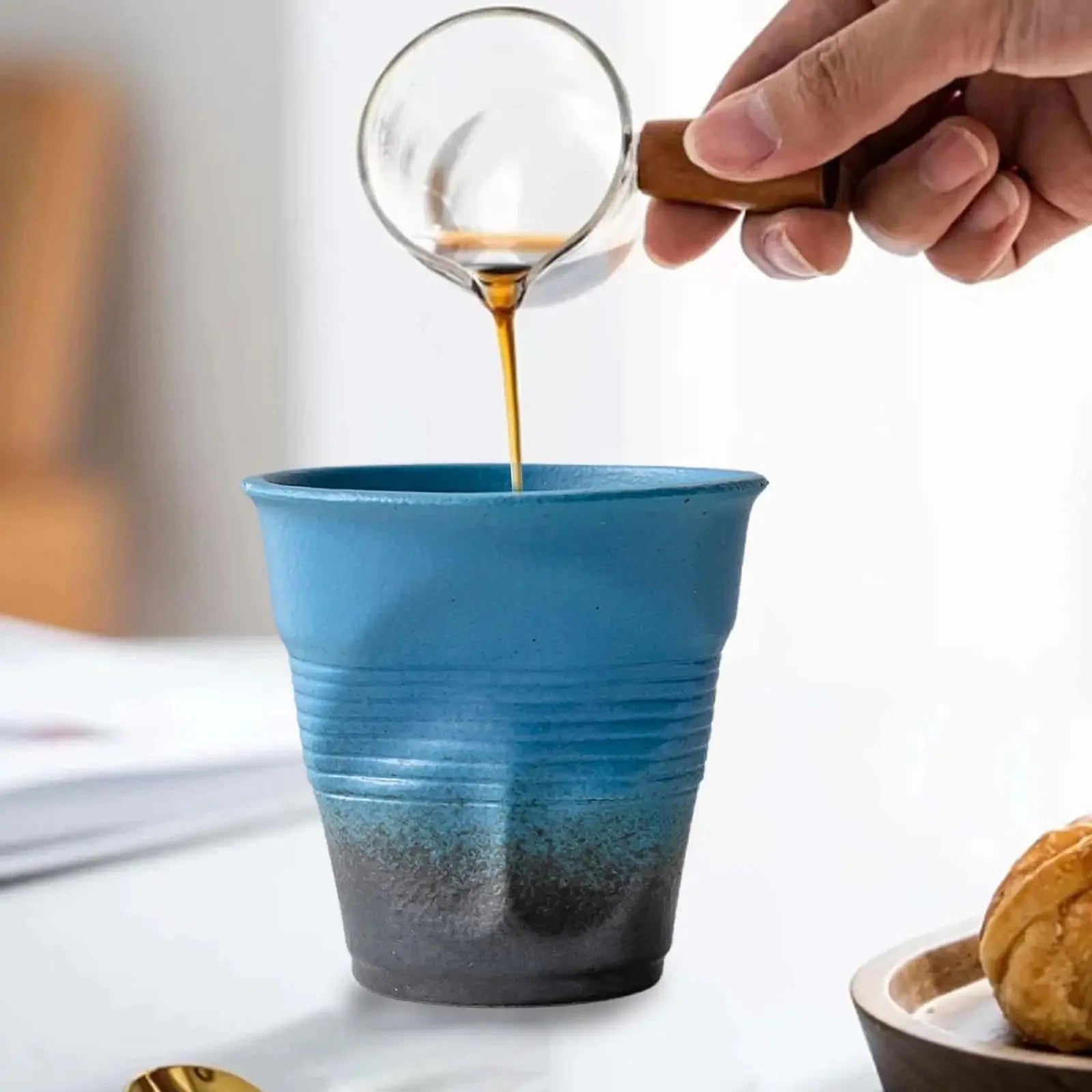 Tazza da caffè in ceramica 'Wonky' di novità