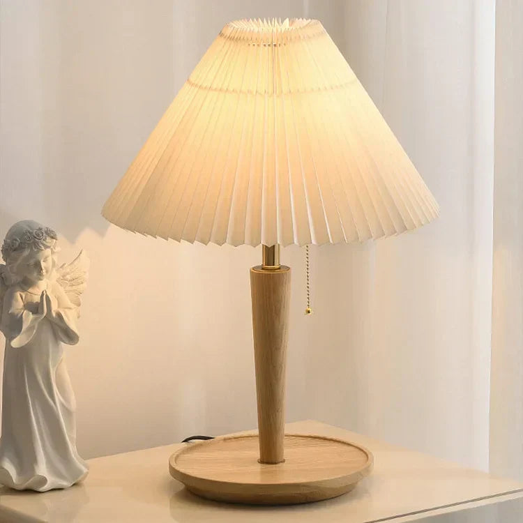 VintageLumi – Retro Wooden Lamp