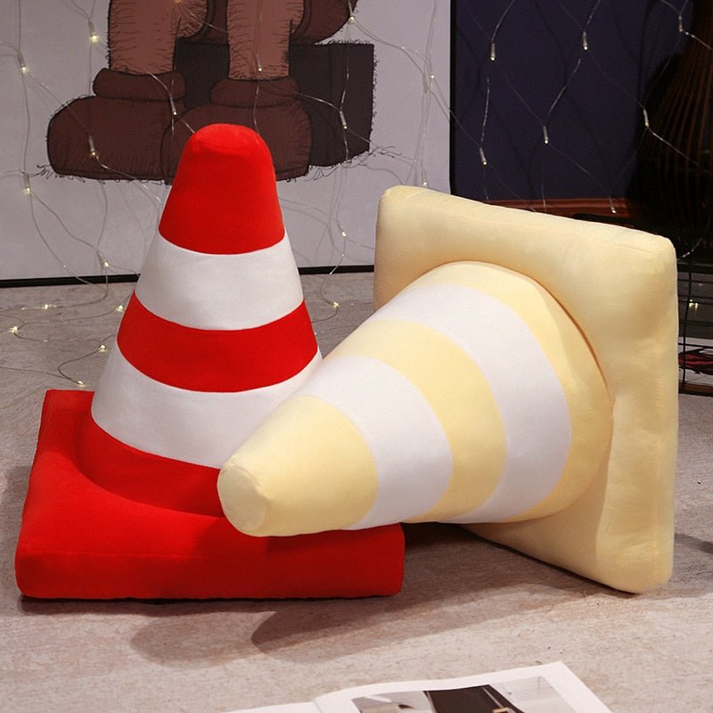 Coussin douillet en peluche « cône de signalisation »