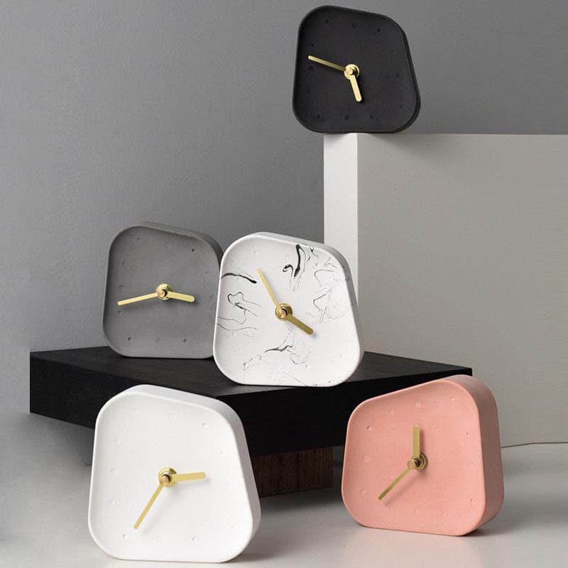 Horloge de bureau en ciment Any Time