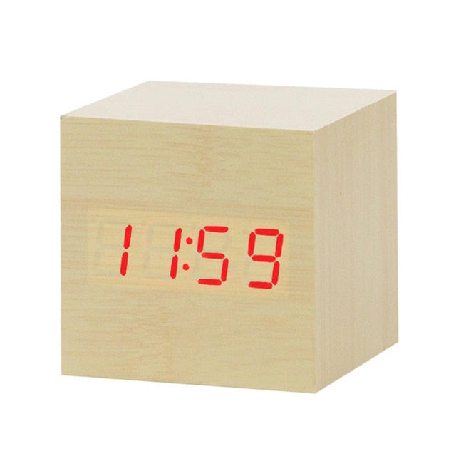 Scandinavische spraakgestuurde LED-wekker – USB-oplaadbaar, modern ontwerp met helder display