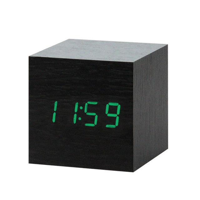 Scandinavische spraakgestuurde LED-wekker – USB-oplaadbaar, modern ontwerp met helder display