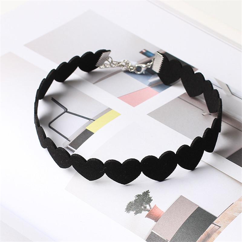 Černé srdce Choker