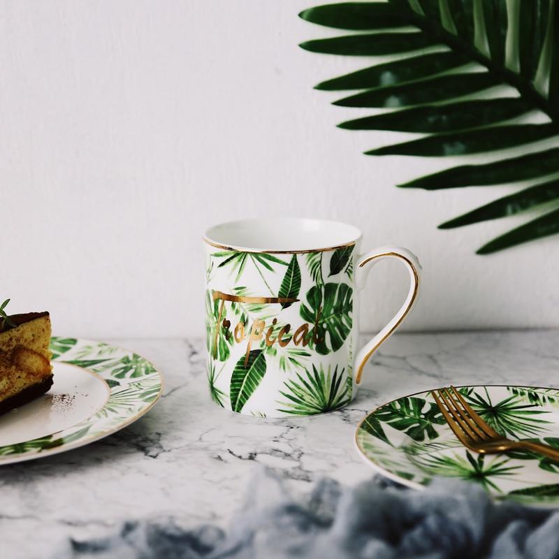 Service de table en céramique à motifs de plantes vertes