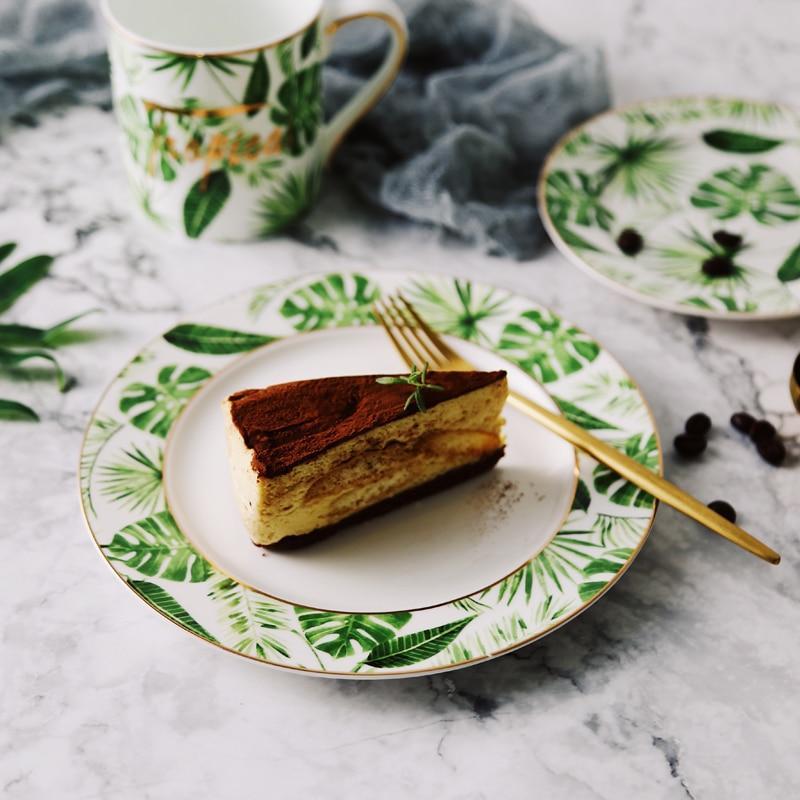 Service de table en céramique à motifs de plantes vertes