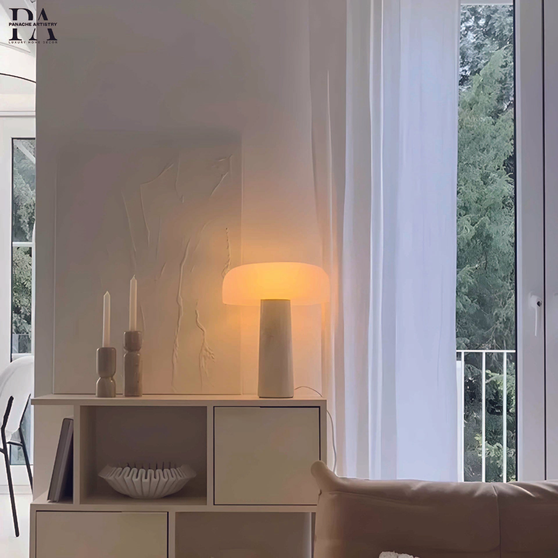 The Solis Muse Lamp