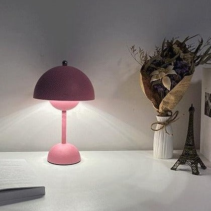 Lampe de table à LED Bud pour la décoration intérieure