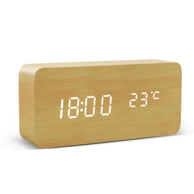 Reloj despertador LED minimalista con forma de árbol