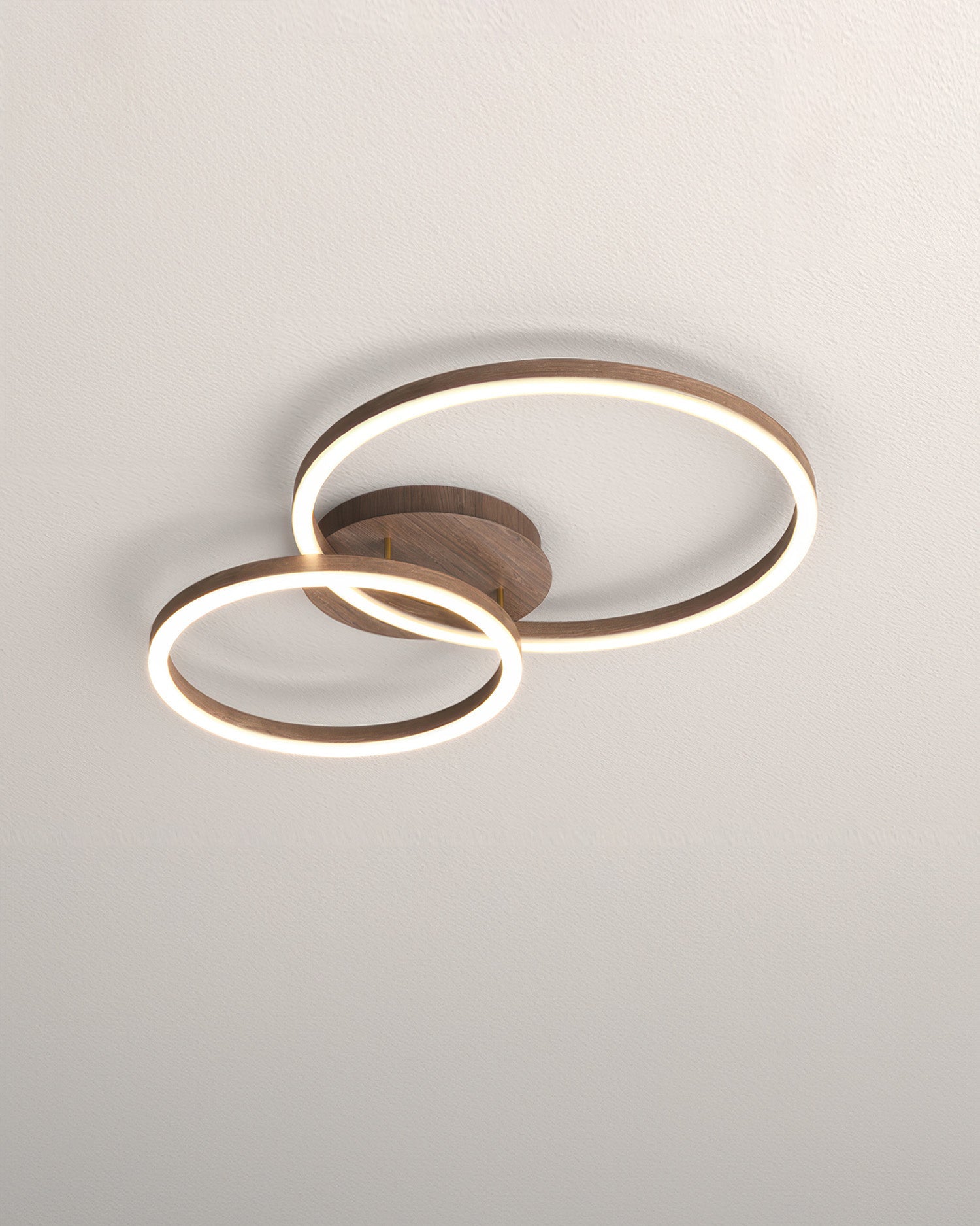 Elegante lampada da soffitto ad anello