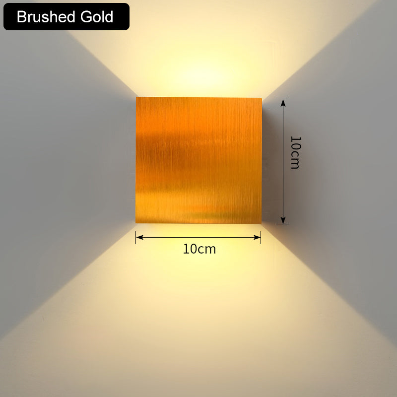 Suora - moderni Nordic Design -seinävalaisin LED