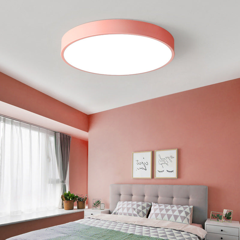 GlowBeam - Lampada da soffitto minimalista